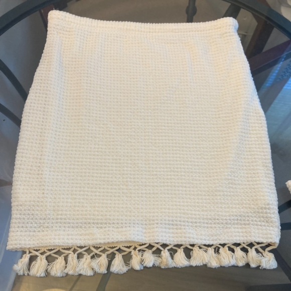 NWT SHEIN Crotchet Boho Knit White Skirt Set Size Large Bohemian Style 2 Piece - Picture 8 of 13
